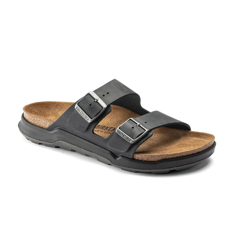 Arizona Cross Town Waxy Oiled Leather (Regular Width) - Black Sandals Birkenstock 
