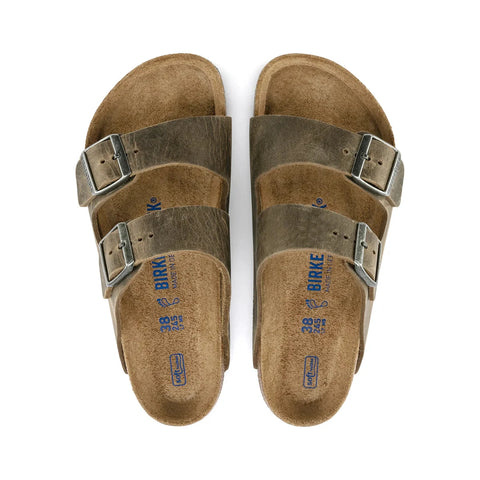 Arizona Oiled leather (Regular Width) - Soft Footbed - Faded Khaki Slides Birkenstock 