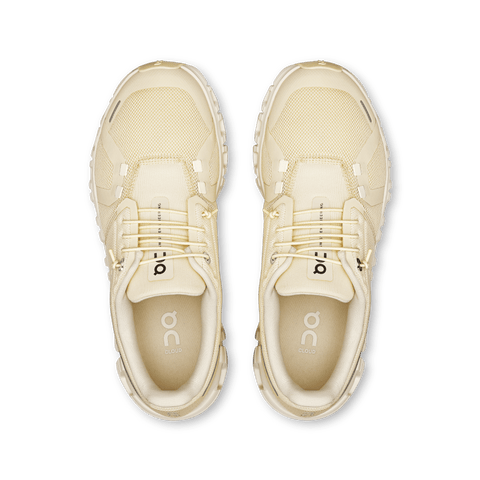 Cloud 6 - Womens - Castor / Ivory Athletic ON 