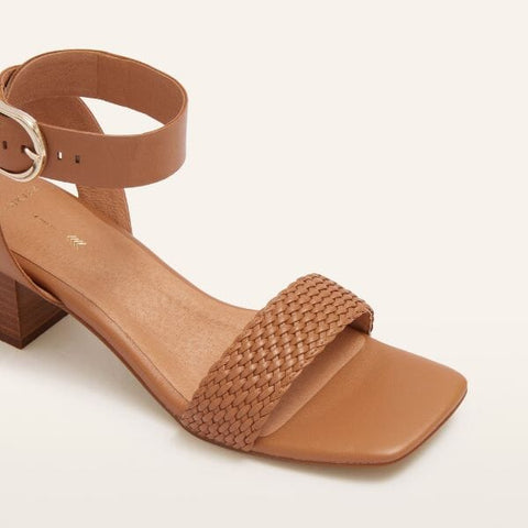 Eadie - Tan Sandals Frankie4 