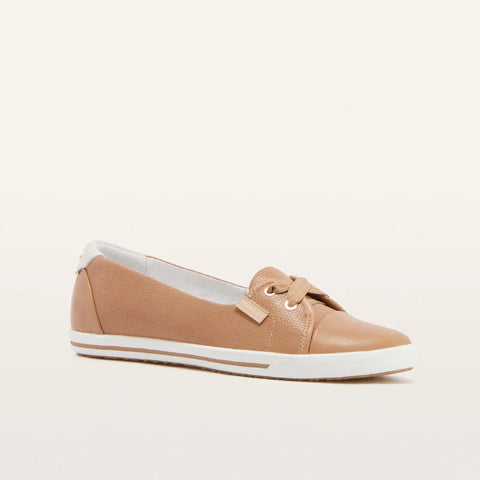 Hannah III - Camel Punched Sneakers Frankie4 