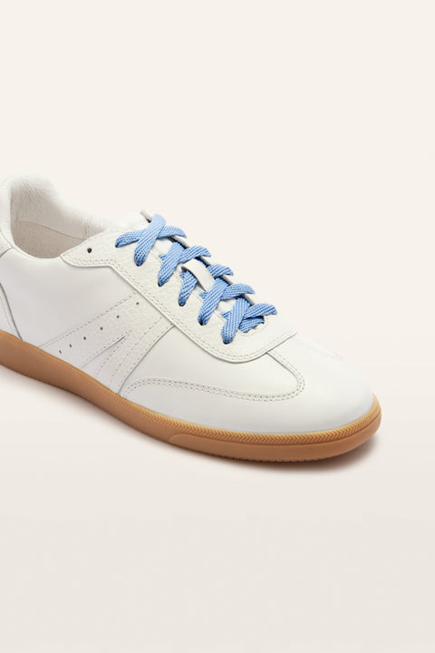 Levi - Womens - Soft White Emboss Sneakers Frankie4 