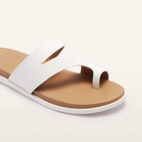Riviera - Womens - White Tumbled Thongs Frankie4 