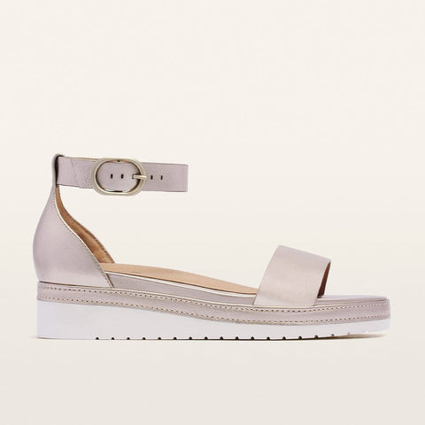 Skye - Womens - Champagne Tumbled Sandals Frankie4 