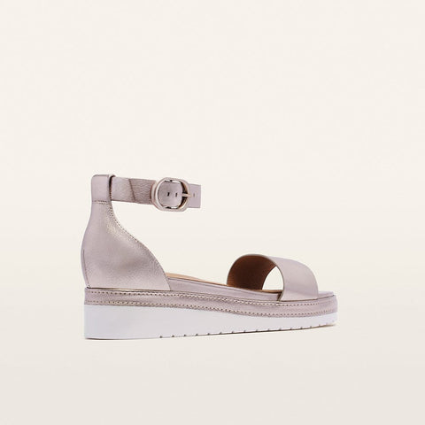 Skye - Womens - Champagne Tumbled Sandals Frankie4 