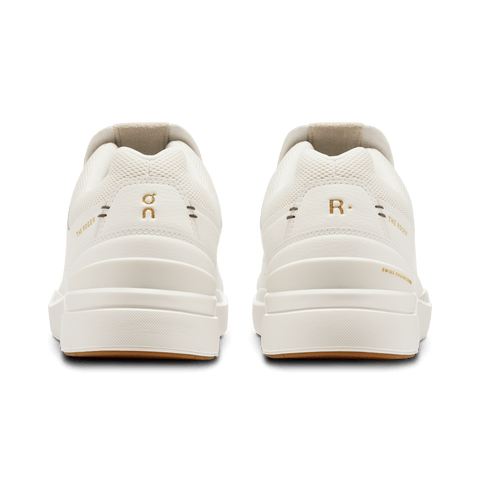 THE ROGER Centre Court - Mens - White / Gum Athletic ON 